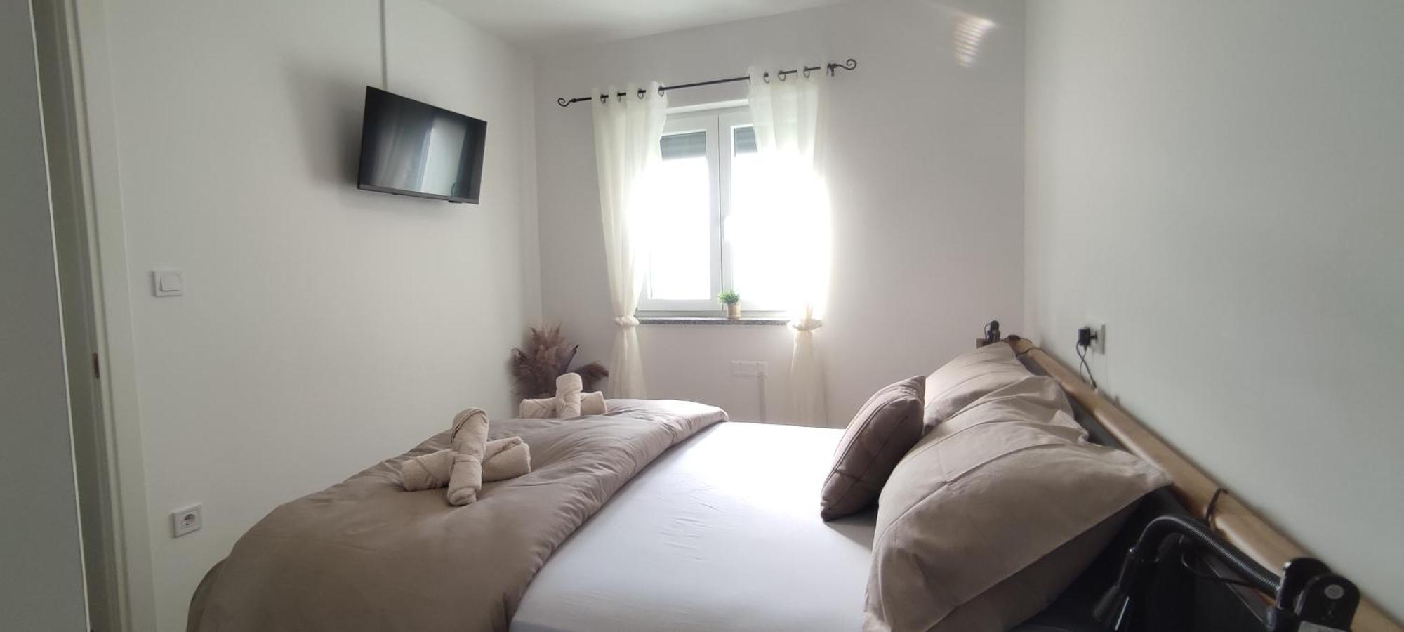 Sunny Oasis Apartment - High Ground Floor With Sunny Terrace & Private Garden!! Medulin Ngoại thất bức ảnh