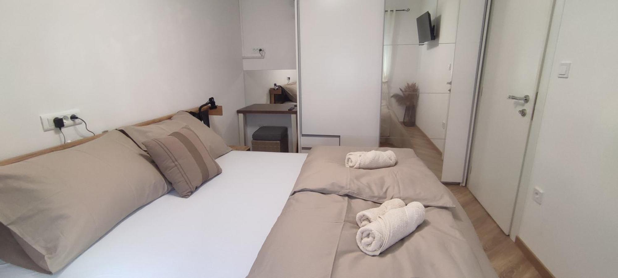Sunny Oasis Apartment - High Ground Floor With Sunny Terrace & Private Garden!! Medulin Ngoại thất bức ảnh